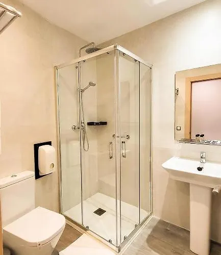 El Hotel 3*